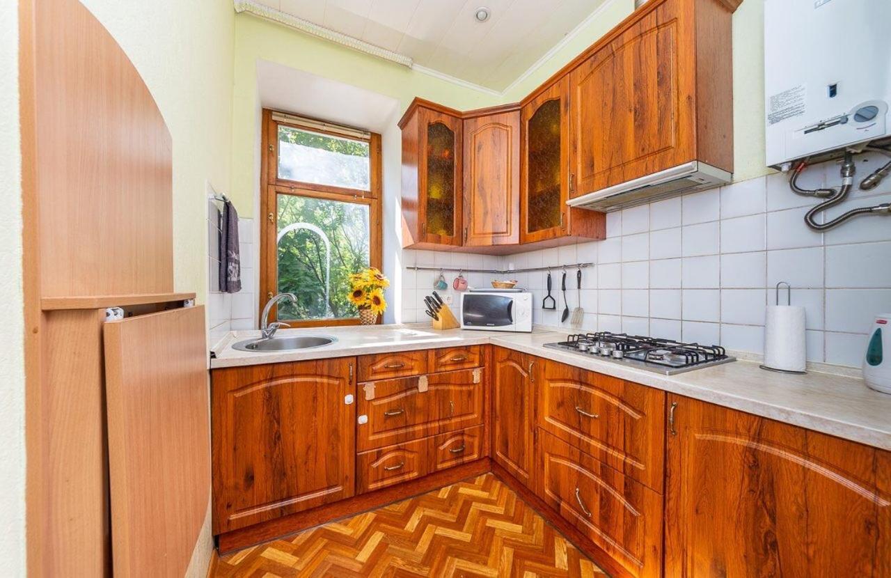 Alex Apartments Near Independence Square - Kiev Ngoại thất bức ảnh