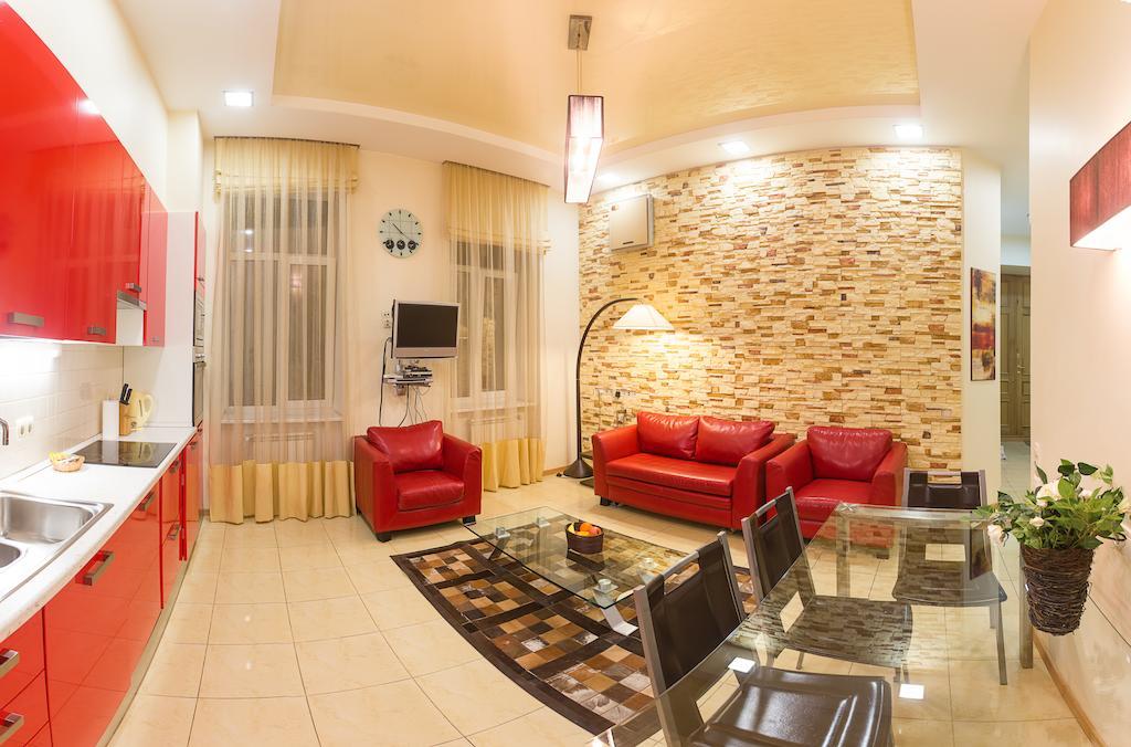 Alex Apartments Near Independence Square - Kiev Phòng bức ảnh
