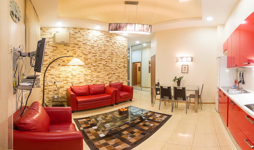 Alex Apartments Near Independence Square - Kiev Phòng bức ảnh