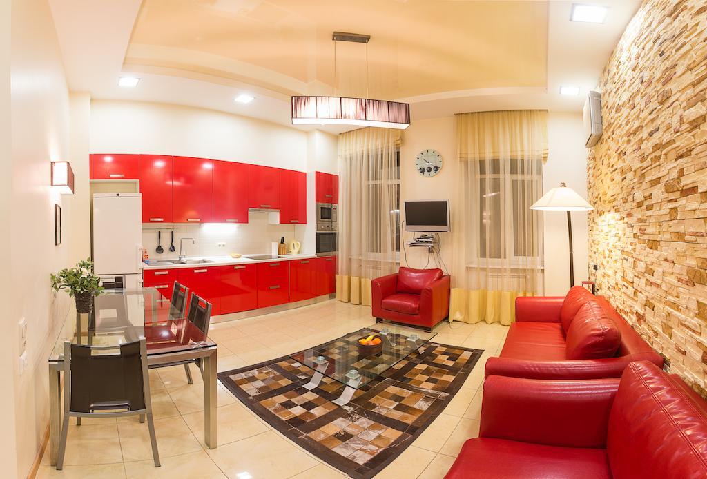 Alex Apartments Near Independence Square - Kiev Phòng bức ảnh
