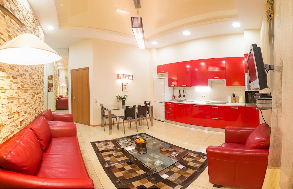 Alex Apartments Near Independence Square - Kiev Phòng bức ảnh